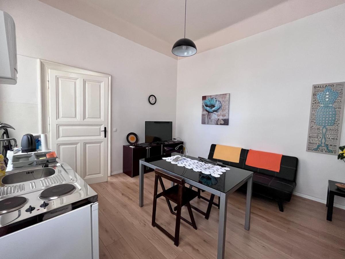 Apartment Platana غييكا المظهر الخارجي الصورة