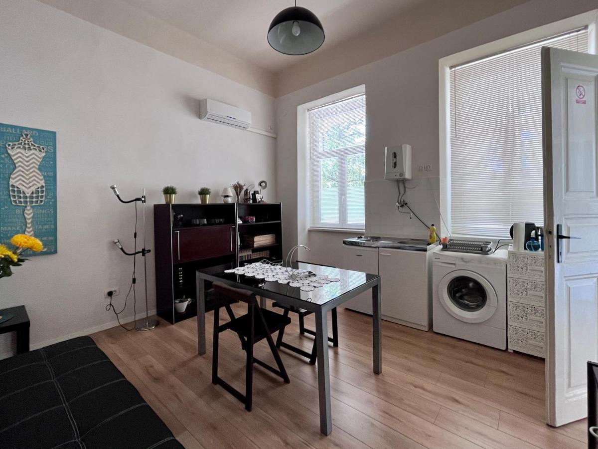 Apartment Platana غييكا المظهر الخارجي الصورة